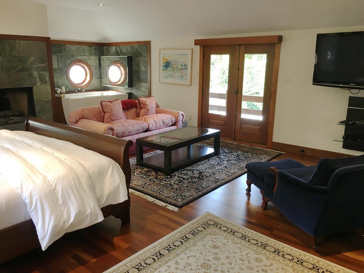 East Hampton Art House Bed And Breakfast מראה חיצוני תמונה